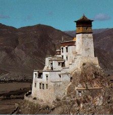 Yumbu Lhakhang